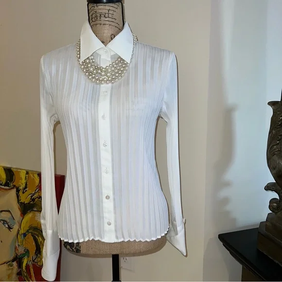 EUC-Josephine Chaus Petite-Long Sleeve Blouse/French Cuffs-8 (Petite) - Picture 7 of 11